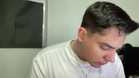 garypinepineapple online show from 06/03/26, 08:28