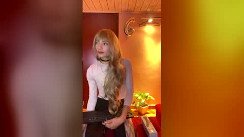 gatita_033 online show from 04/08/26, 11:27