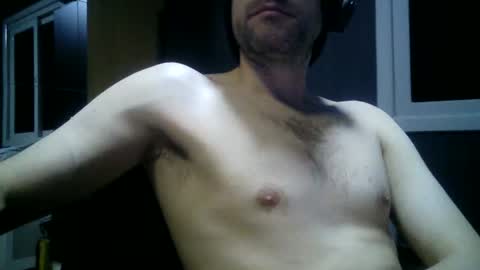 Snapshot of gauchors21 chatting on 12/04/25, 02:54 gauchors21 online show from 12/04/25, 02:54