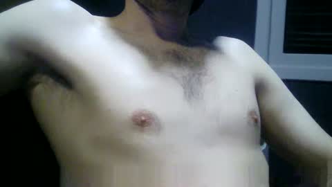 Snapshot of gauchors21 chatting on 12/18/25, 10:32 gauchors21 online show from 12/18/25, 10:32