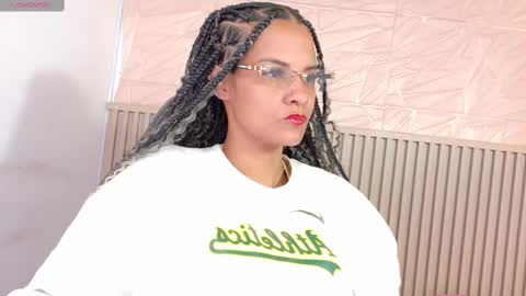 gaviluc_ online show from 09/09/25, 11:10