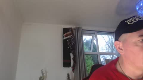 gavinkush online show from 12/15/25, 03:16