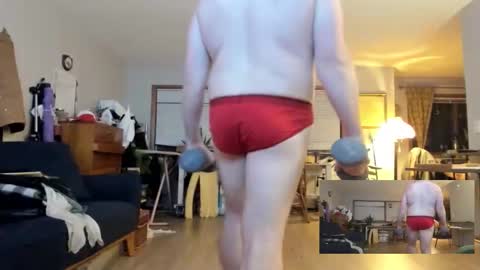 Snapshot of gaygoddessgarrett chatting on 10/22/25, 12:00 Garrett online show from 10/22/25, 12:00