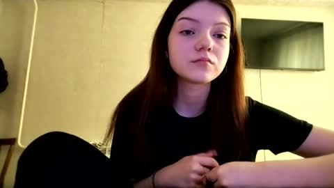 Helga online show from 03/18/26, 06:27