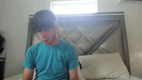 Snapshot of gayndepressed chatting on 09/17/25, 09:05 Trace online show from 09/17/25, 09:05