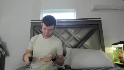 Snapshot of gayndepressed chatting on 11/29/25, 10:57 Trace online show from 11/29/25, 10:57