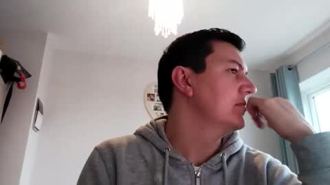 Snapshot of gaz101993 chatting on 11/24/25, 10:37 GazP online show from 11/24/25, 10:37