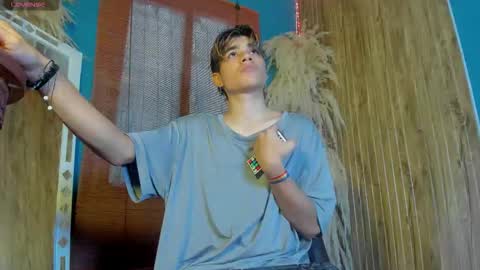 HAN online show from 12/03/25, 01:31