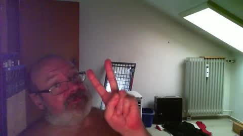 gbstoni online show from 06/09/26, 01:45