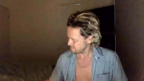 Snapshot of gcsurfer81 chatting on 12/18/24, 08:20 gcsurfer81 online show from 12/18/24, 08:20