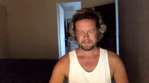 Snapshot of gcsurfer81 chatting on 01/22/25, 08:29 gcsurfer81 online show from 01/22/25, 08:29