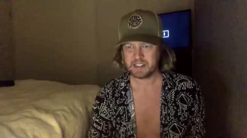 Snapshot of gcsurfer81 chatting on 09/10/25, 08:58 gcsurfer81 online show from 09/10/25, 08:58