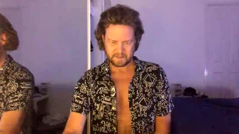 gcsurfer81 online show from 04/14/26, 08:53