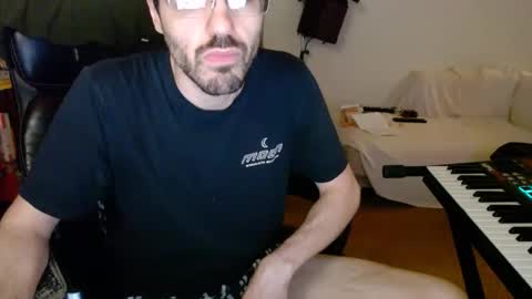 Snapshot of gdakis chatting on 03/02/26, 06:03 gdakis online show from 03/02/26, 06:03