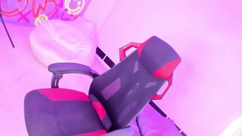 geanna_rose online show from 12/06/24, 09:10