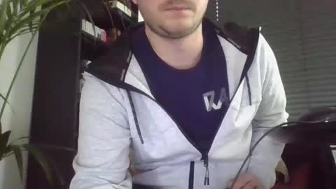 Snapshot of geiljongetje1991 chatting on 02/10/25, 09:04 geiljongetje1991 online show from 02/10/25, 09:04