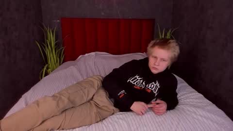 GEKZ online show from 03/19/26, 03:27