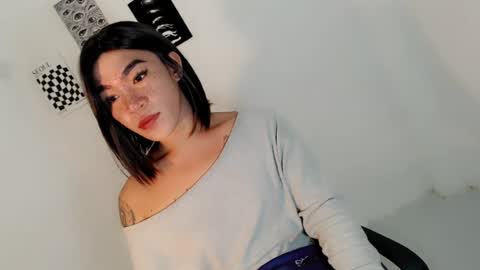 Snapshot of gelluxxx chatting on 07/24/26, 01:31 gelo online show from 07/24/26, 01:31