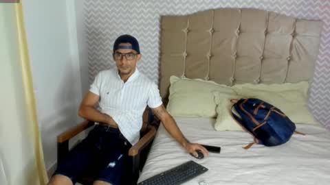 geminiano_hot online show from 12/05/24, 11:49