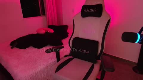 geminis11 online show from 12/20/25, 11:34