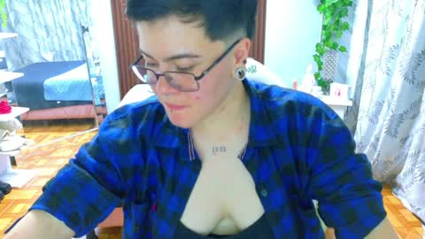 Snapshot of geminis_xxx1 chatting on 04/10/26, 03:45 geminis_xxx1 online show from 04/10/26, 03:45