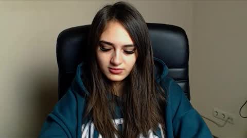 Gemma online show from 12/15/25, 07:34