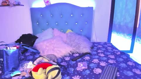 Snapshot of gemma_honey chatting on 03/28/26, 01:54 Gemma online show from 03/28/26, 01:54