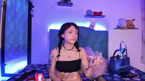 Snapshot of gemma_honey chatting on 04/04/26, 01:19 Gemma online show from 04/04/26, 01:19