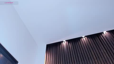    online show from 02/09/25, 02:40