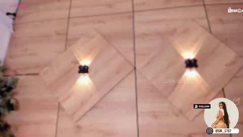    online show from 03/12/25, 10:39