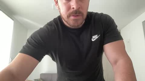 genesis_wb online show from 02/01/25, 06:08