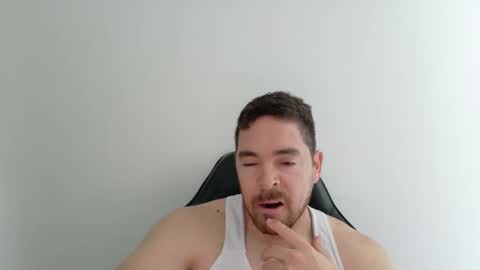 genesis_wb online show from 10/02/25, 09:44