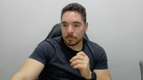 genesis_wb online show from 10/04/25, 03:37