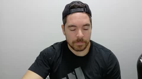 genesis_wb online show from 11/18/25, 03:23