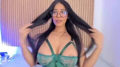 Snapshot of genesisruiz chatting on 07/05/26, 10:44 online show from 07/05/26, 10:44