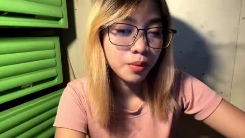 Snapshot of genesistresvant chatting on 01/07/26, 05:21 Yuki online show from 01/07/26, 05:21