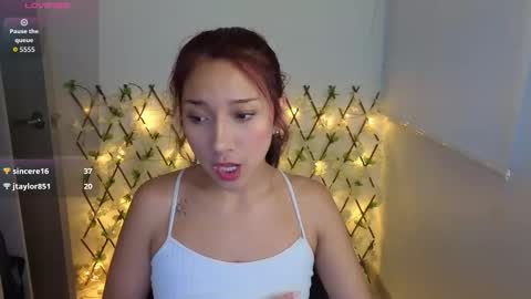 Snapshot of genet_ chatting on 12/14/25, 10:47 genet_ online show from 12/14/25, 10:47