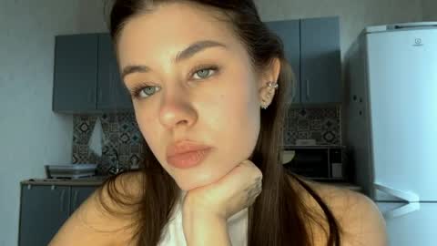 Megan online show from 04/09/26, 01:49