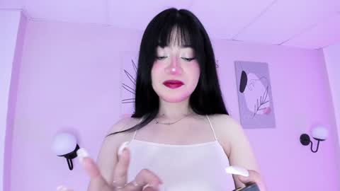 Snapshot of gennesis_love chatting on 12/13/24, 01:26 Sofia online show from 12/13/24, 01:26