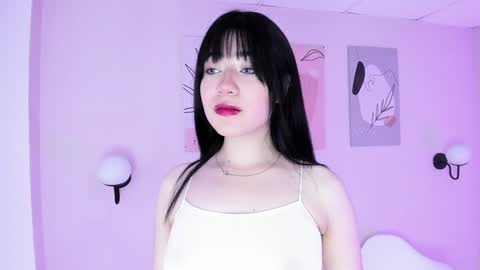 Snapshot of gennesis_love chatting on 12/13/24, 06:42 Sofia online show from 12/13/24, 06:42