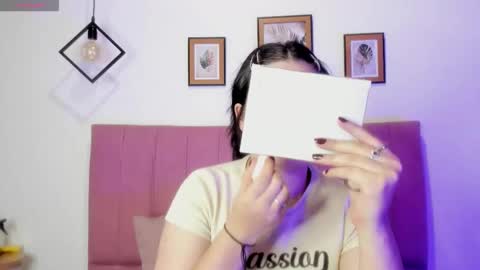 Snapshot of gennesis_love chatting on 11/11/25, 03:06 Sofia online show from 11/11/25, 03:06