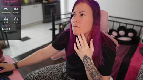 Genny Rock   and  online show from 02/02/25, 02:13