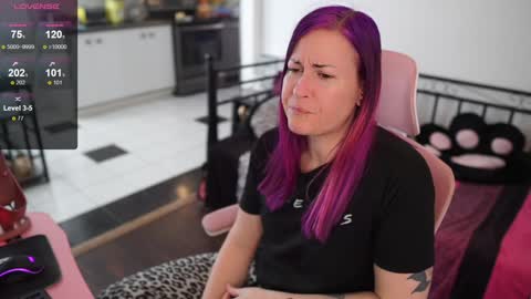 Genny Rock   and  online show from 02/02/25, 05:15