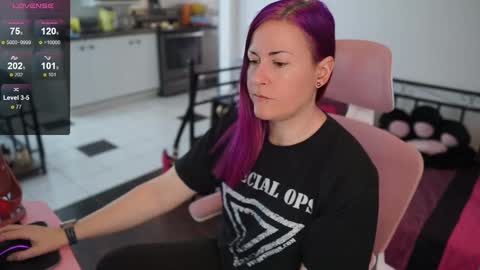 Genny Rock   and  online show from 02/11/25, 08:20