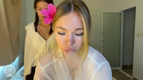 Mary  Blonde and Kira brunette online show from 05/08/26, 05:13