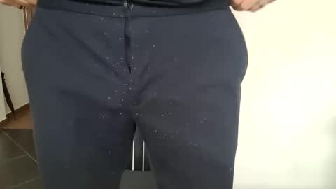 Snapshot of gentledad69 chatting on 12/21/24, 10:06 Gentle online show from 12/21/24, 10:06