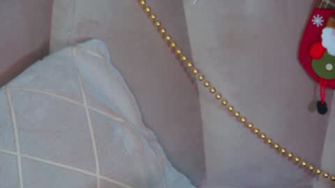 Snapshot of gentlerossi chatting on 12/25/24, 03:06 GentleRossi online show from 12/25/24, 03:06