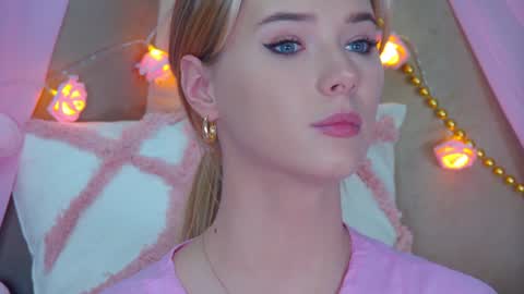 Snapshot of gentlerossi chatting on 01/18/25, 08:51 GentleRossi online show from 01/18/25, 08:51