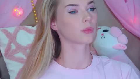 Snapshot of gentlerossi chatting on 03/04/25, 03:15 GentleRossi online show from 03/04/25, 03:15