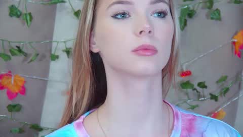 Snapshot of gentlerossi chatting on 10/04/25, 06:06 GentleRossi online show from 10/04/25, 06:06